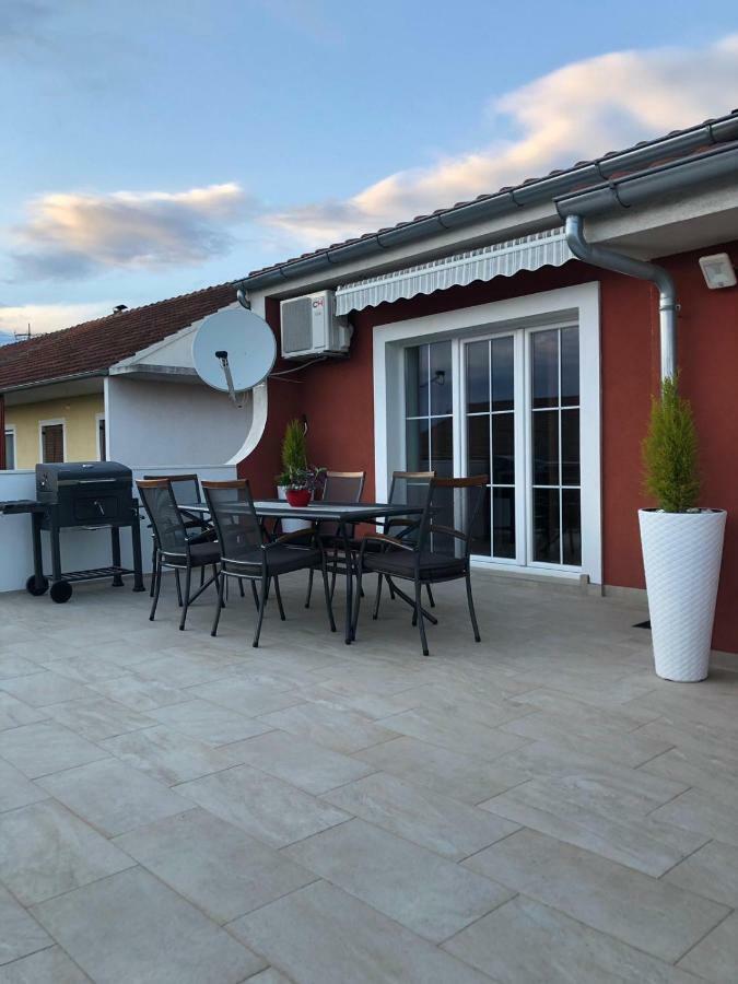 Apartment Jopa شيبينيك المظهر الخارجي الصورة